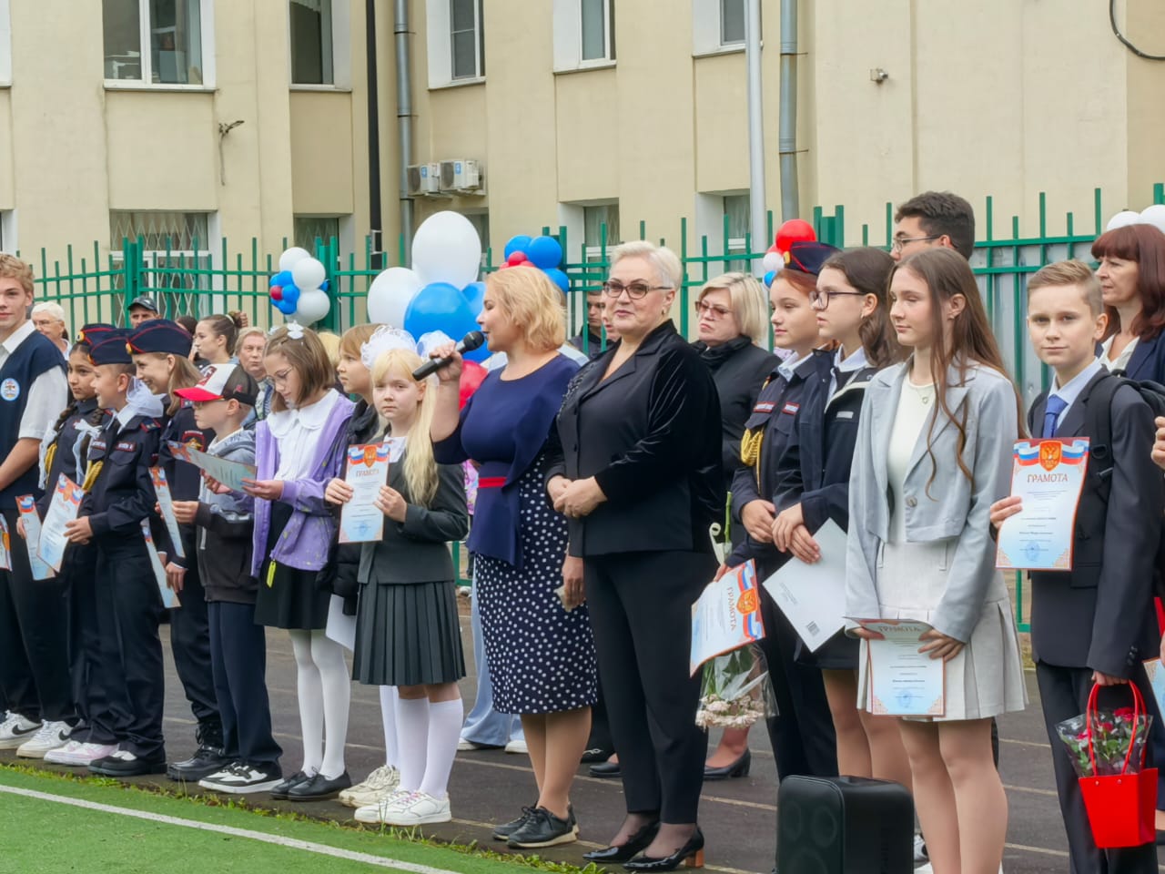 0431E422 1769 4B57 B127 7B3CD24AA992