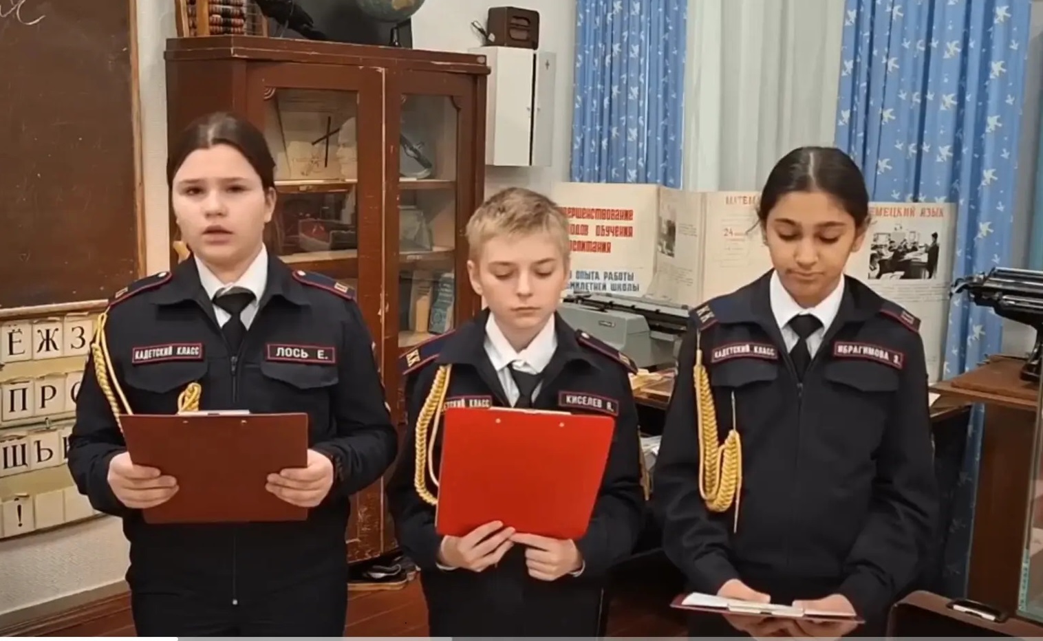 62ca13e9 5322 4672 8dbc 322f18ed8f7e 2